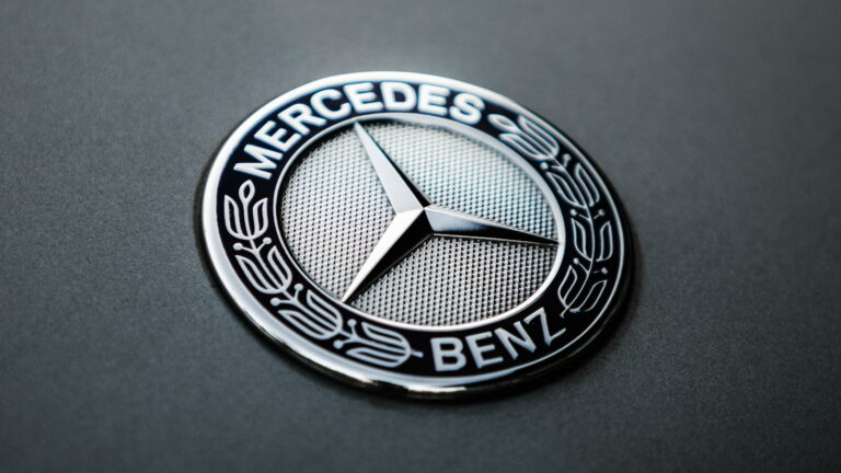 Mercedes-Benz Source Code Exposed Due to Reckless GitHub Token Handling